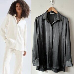 Aritzia Babaton Sable Satin Glossy Button Down Shirt Size Medium